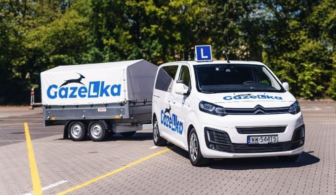 Kurs prawa jazdy kategorii B+E Warszawa Citroen Jumpy GAZeLka
