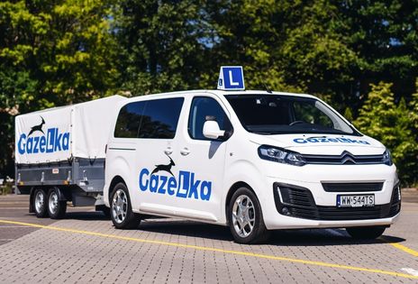 Kurs prawa jazdy kategorii B+E Warszawa szkoła nauki jazdy GAZeLka