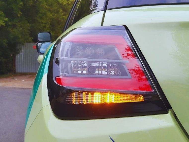 Światła kierunkowskazów Suzuki Swift