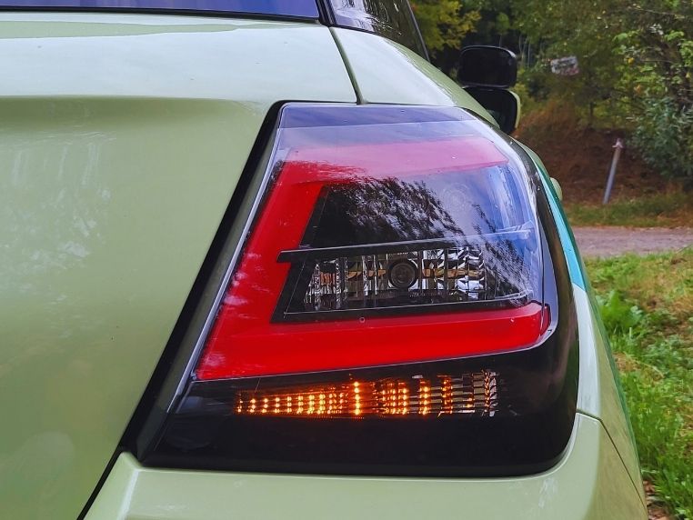 Światła kierunkowskazów Suzuki Swift