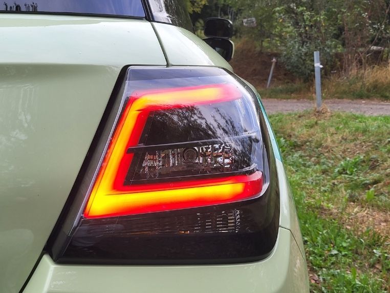 Światła pozycyjne postojowe Suzuki Swift